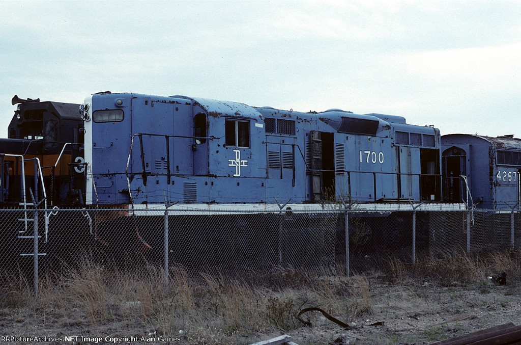 B&M 1700